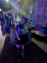 Load image into Gallery viewer, Gummy Worm Pashmina & UV Fan