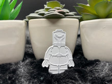 Load image into Gallery viewer, Chonky GWN Minifig (RAW Individuals)