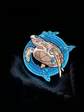 Load image into Gallery viewer, Rainbow Diver (singles)