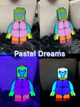 Load image into Gallery viewer, Chonky GWN Minifig (Individual Colored)
